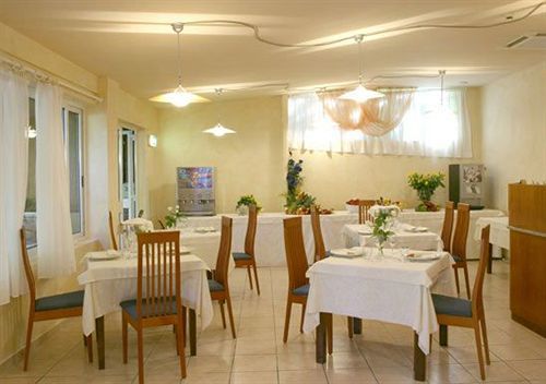 La Pace Forte dei Marmi